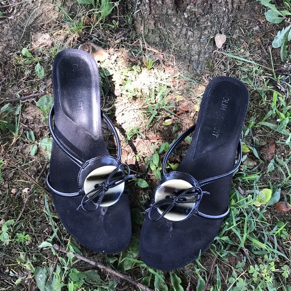 Black slide kitten heels - Picture 1 of 3